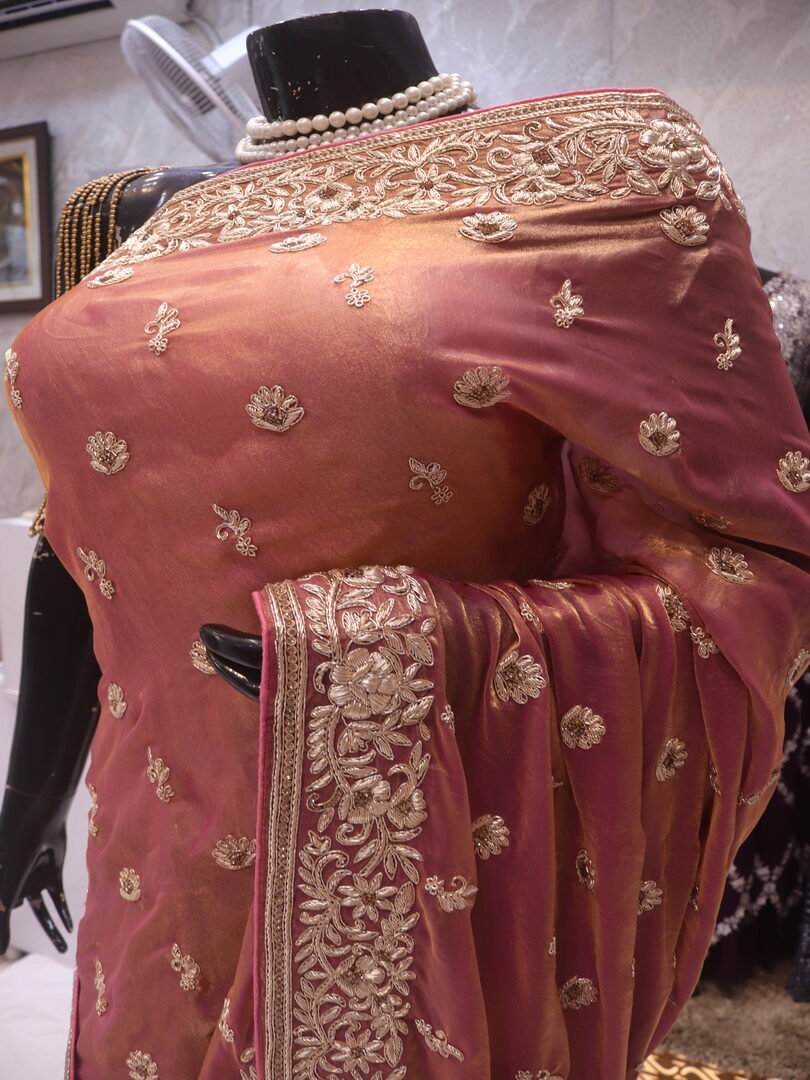 "The Royal Copper" Premium Handcrafted Saree - Image 4